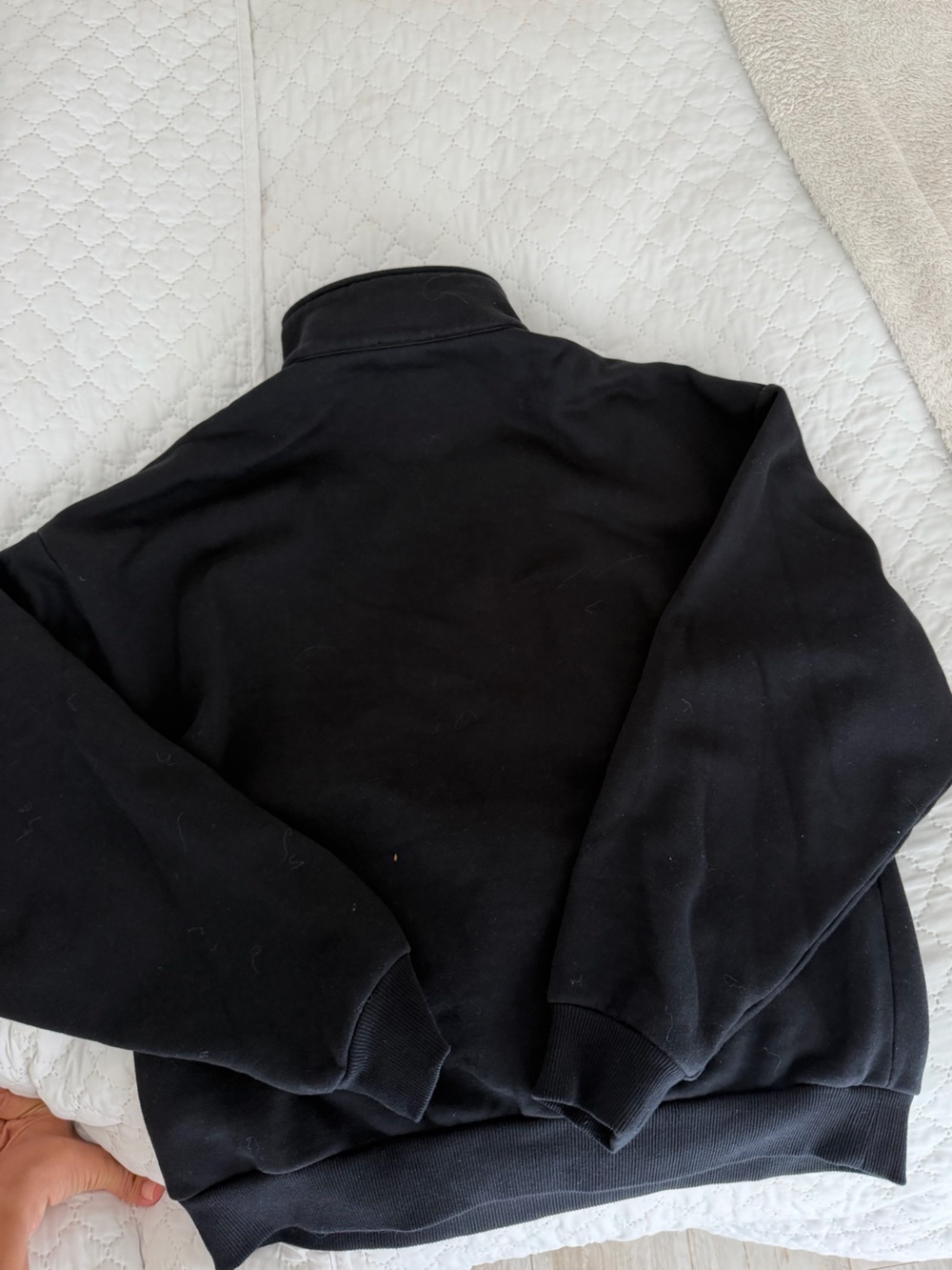 ALO Yoga Black Half-Zip Women’s Sweater Size SMALL - Picture 4 of 4